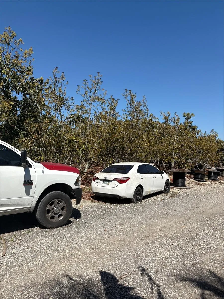 184XX SW 207, Miami FL 33187