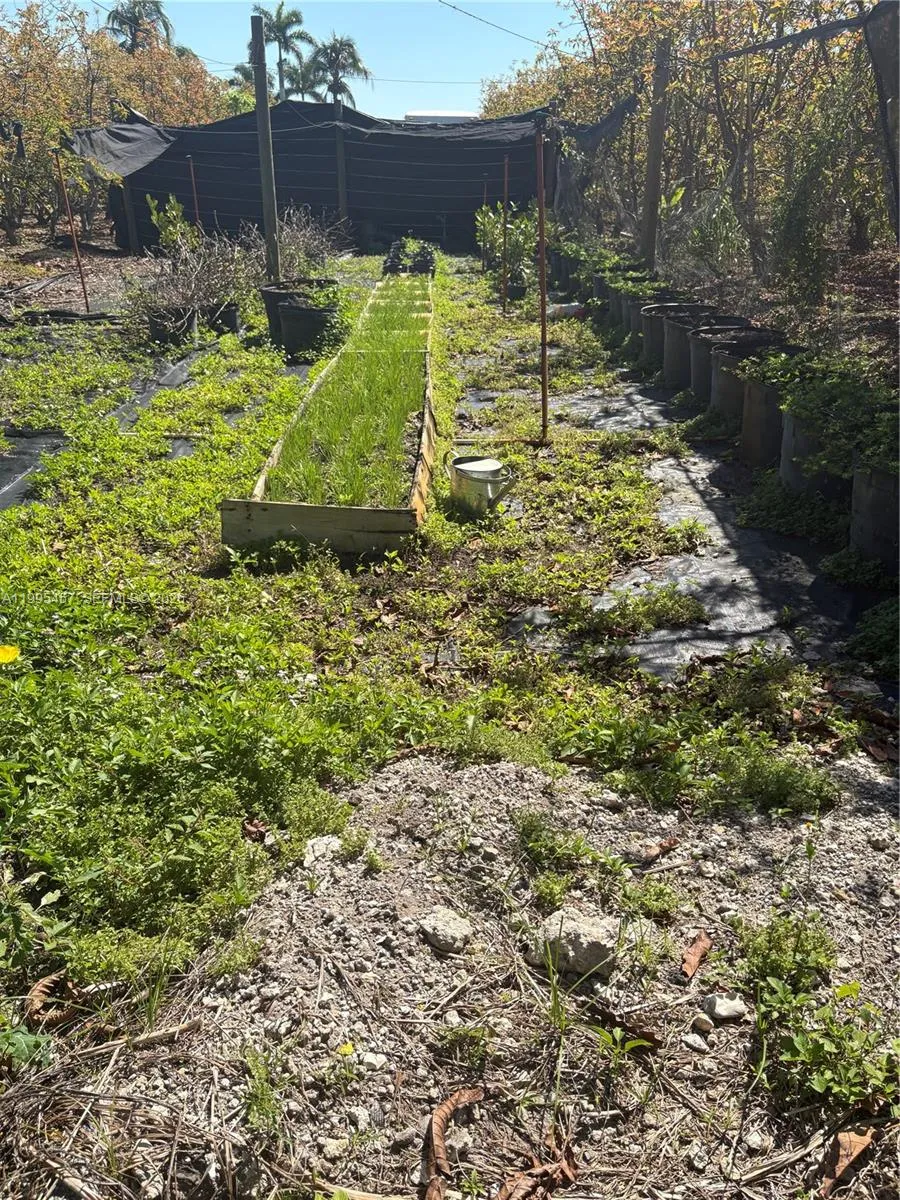 184XX SW 207, Miami FL 33187