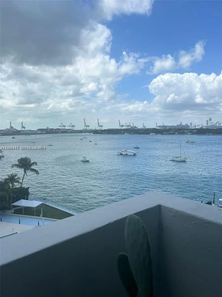 1 bath for rent at 1200 West Ave # 728, Miami Beach FL 33139