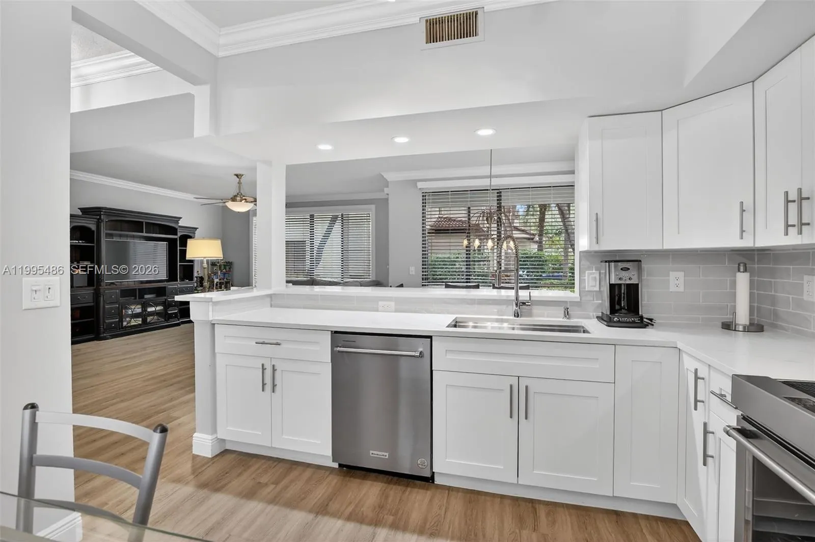 10517 NW 10th St # 131, Plantation FL 33322