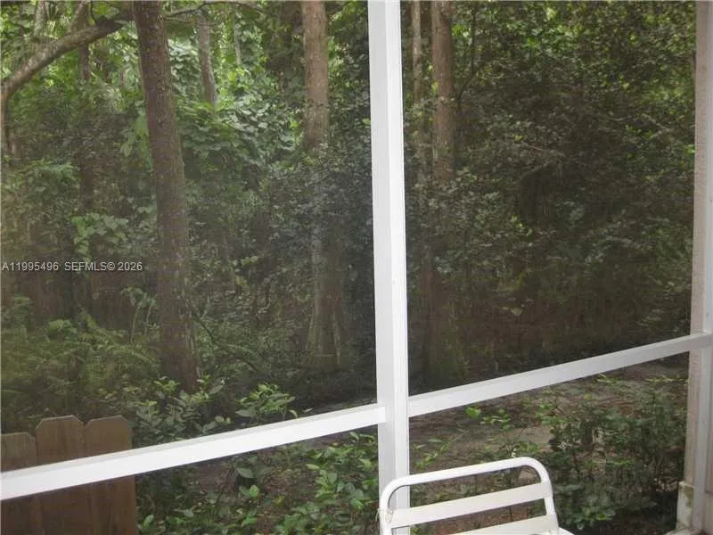 6894 W Sample Rd # 6894, Coral Springs FL 33067