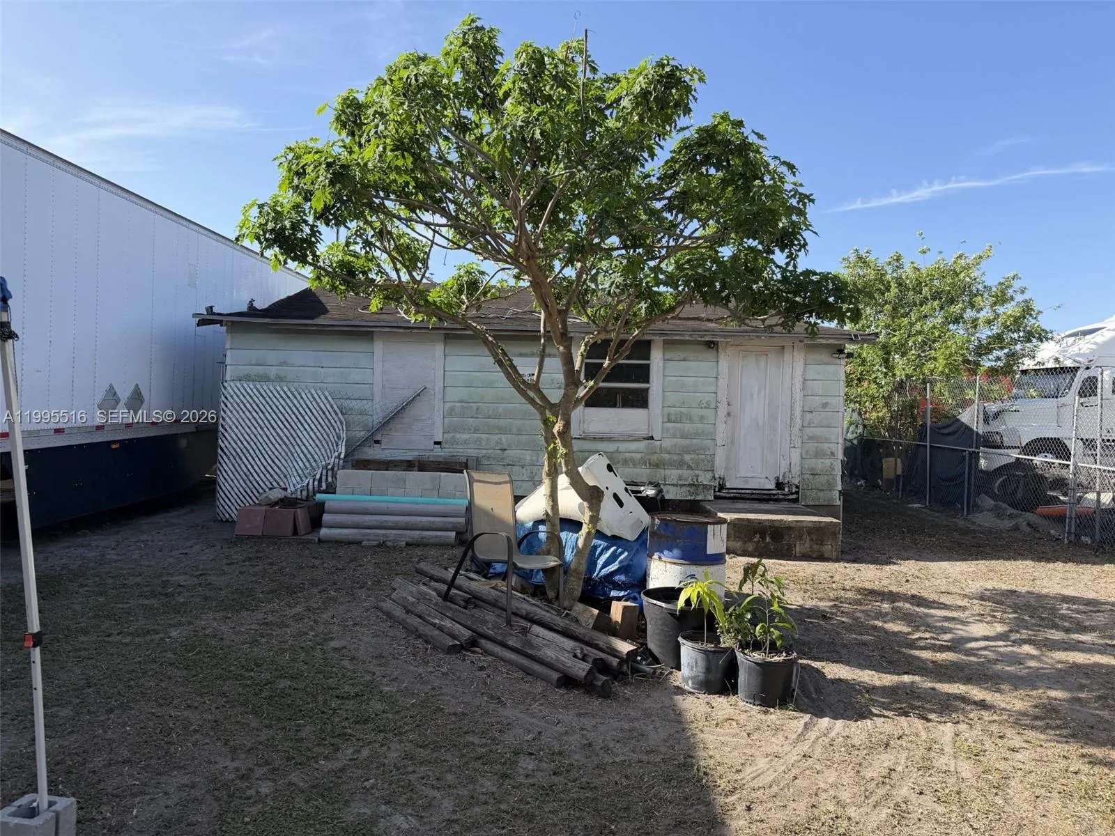 835 E Alverdez Ave, Clewiston FL 33440
