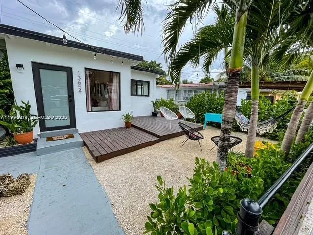 13654 NE 20th Pl, North Miami Beach FL 33181