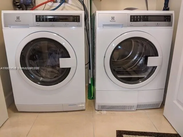 1 bedroom 1 bath for rent at 9301 SW 92nd Ave # 210C, Miami FL 33176