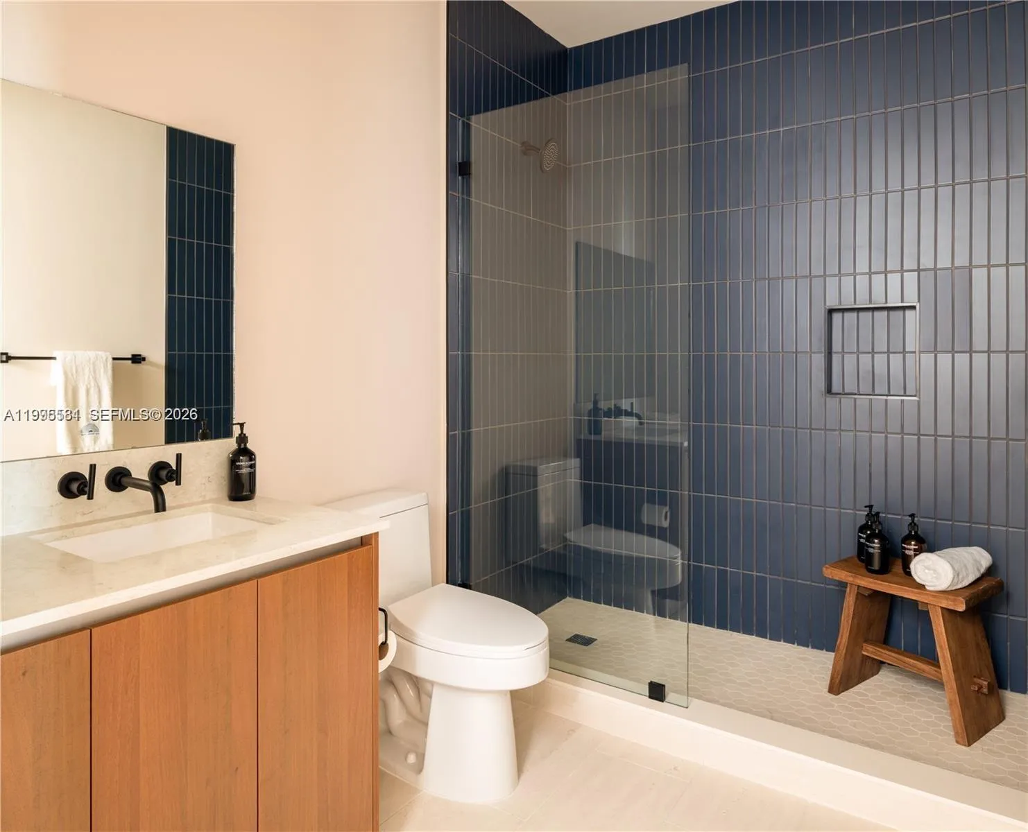 275 SW 6th St # 502, Miami FL 33130