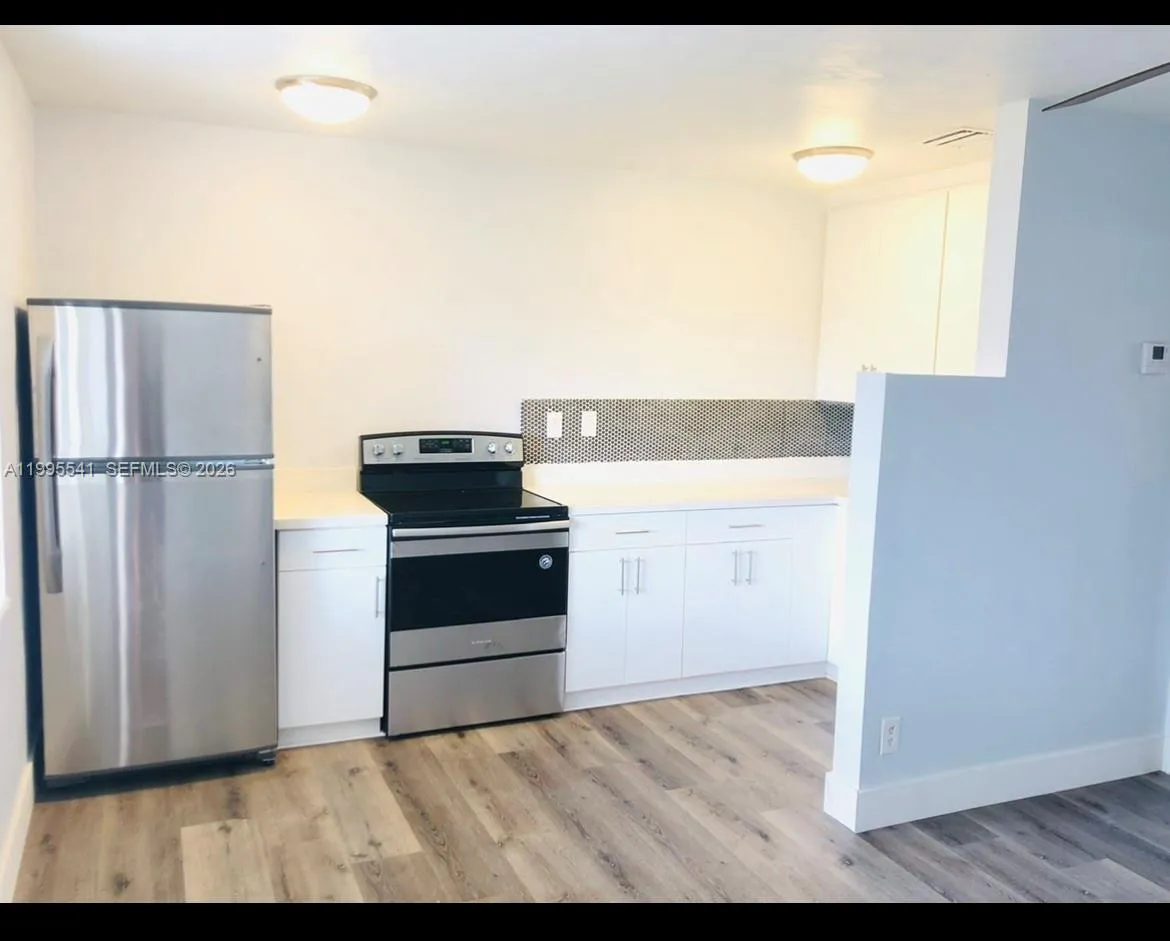 1016 NE 17th Ave # 2, Fort Lauderdale FL 33304