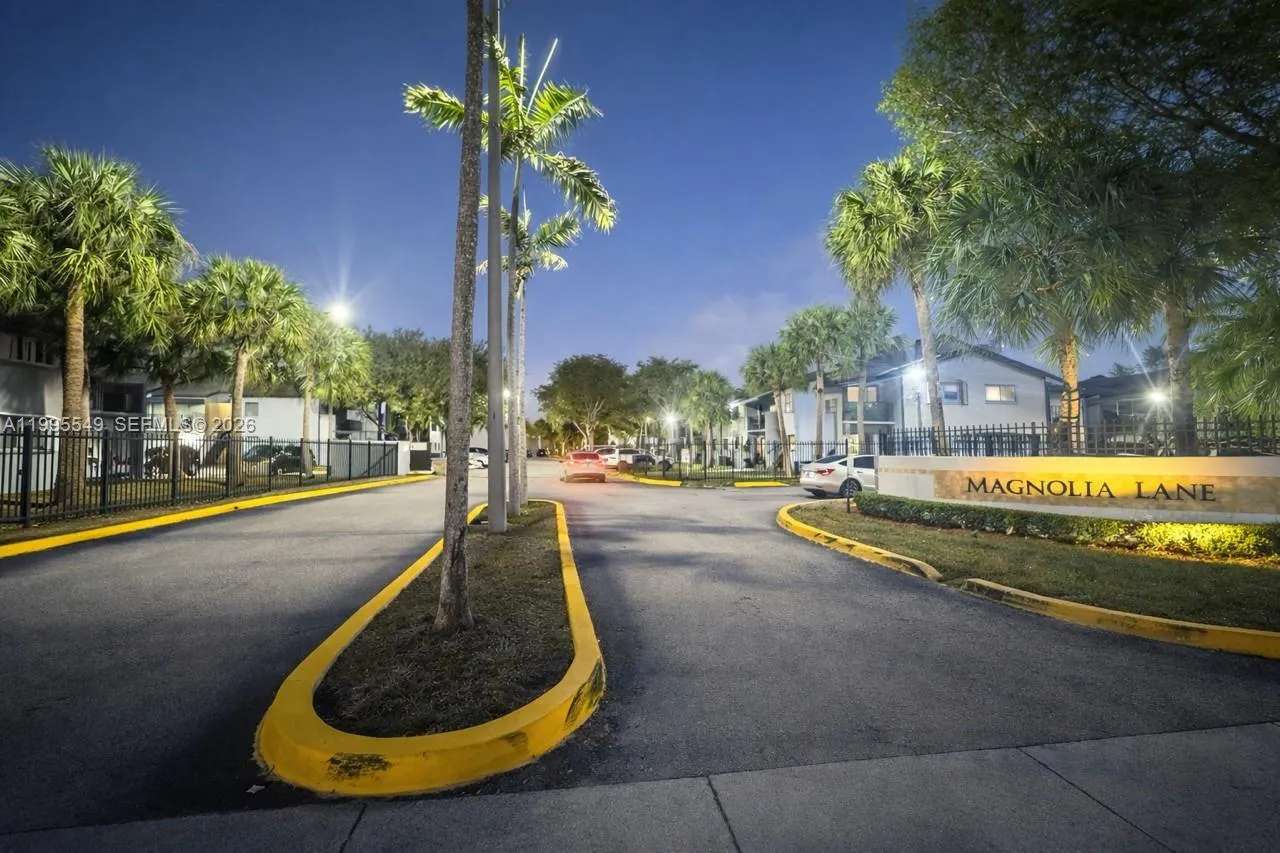 7423 SW 152ND AVE # 103, Miami FL 33193