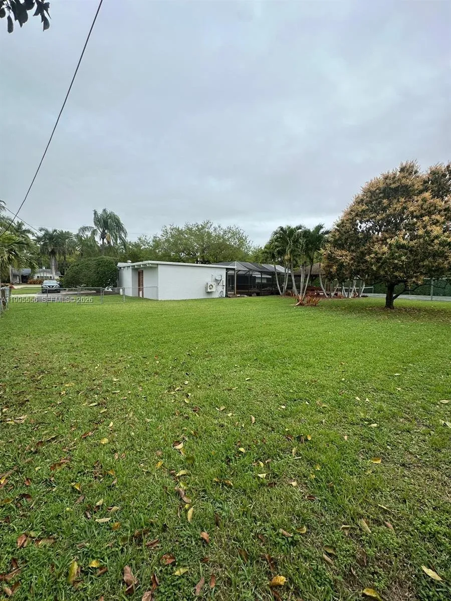 6740 SW 144th St, Palmetto Bay FL 33158