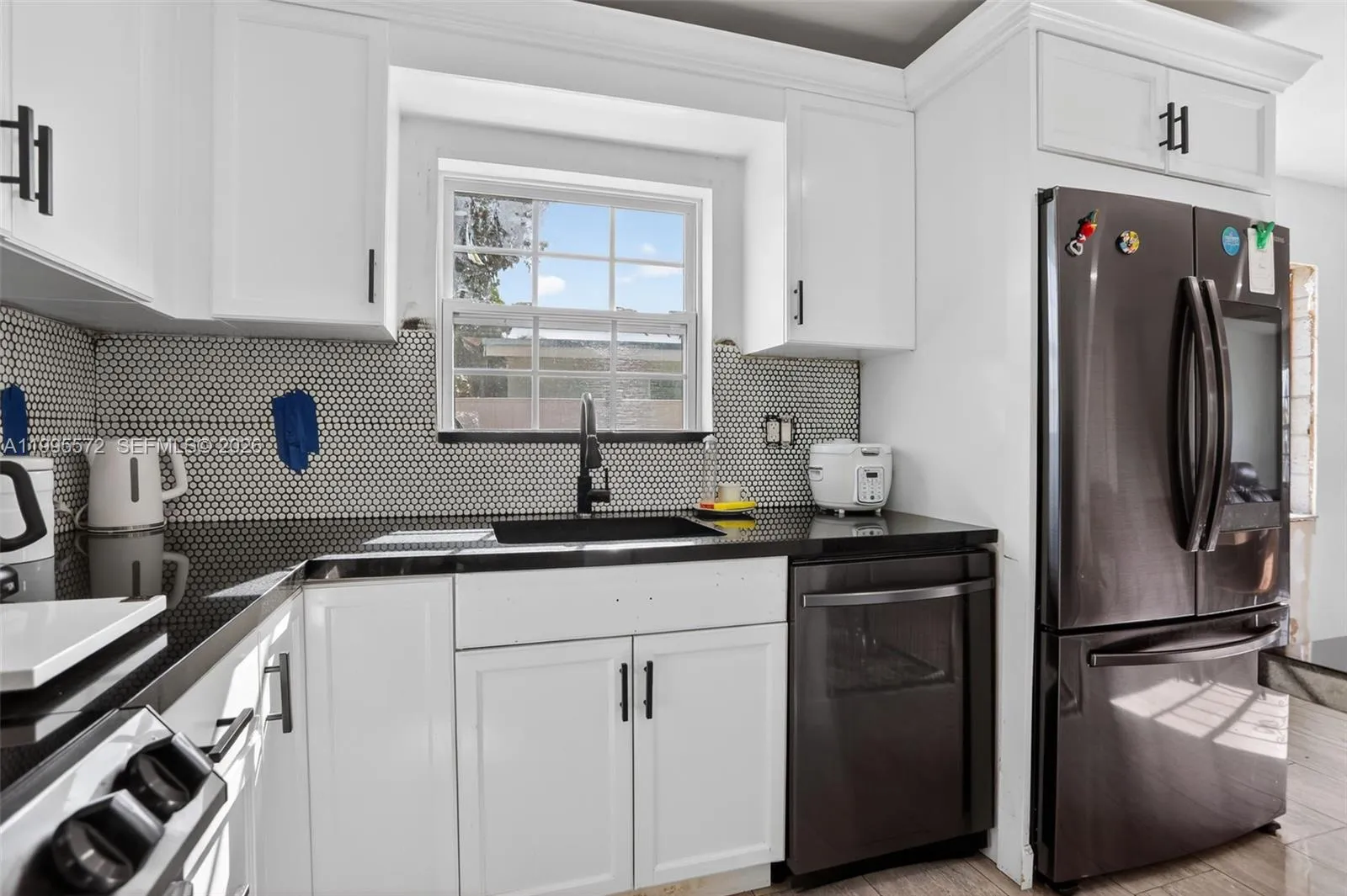 681 NW 21st St, Pompano Beach FL 33060