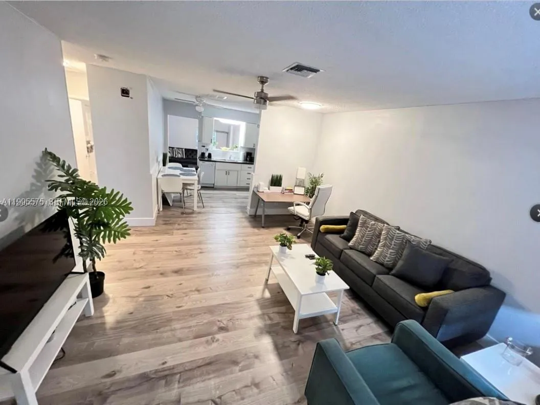 1412 NE 17th Ct # 1414, Fort Lauderdale FL 33305