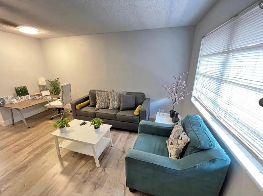 1412 NE 17th Ct # 1414, Fort Lauderdale FL 33305