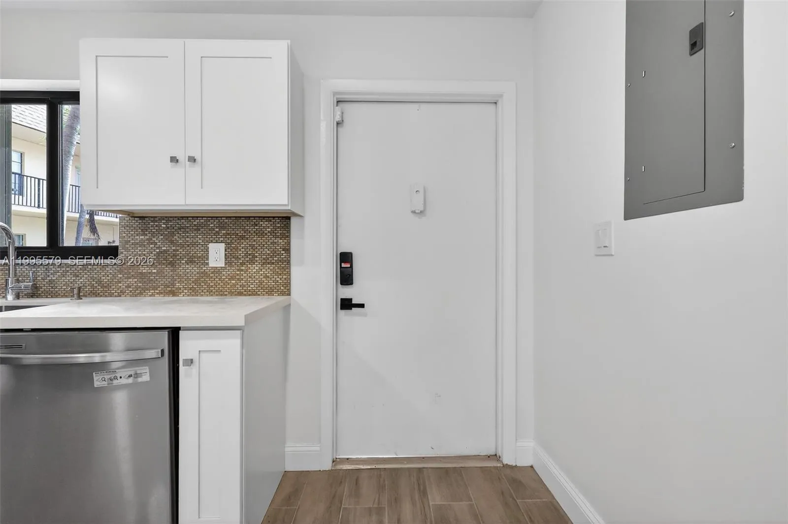 275 Gate Rd # 104, Hollywood FL 33024