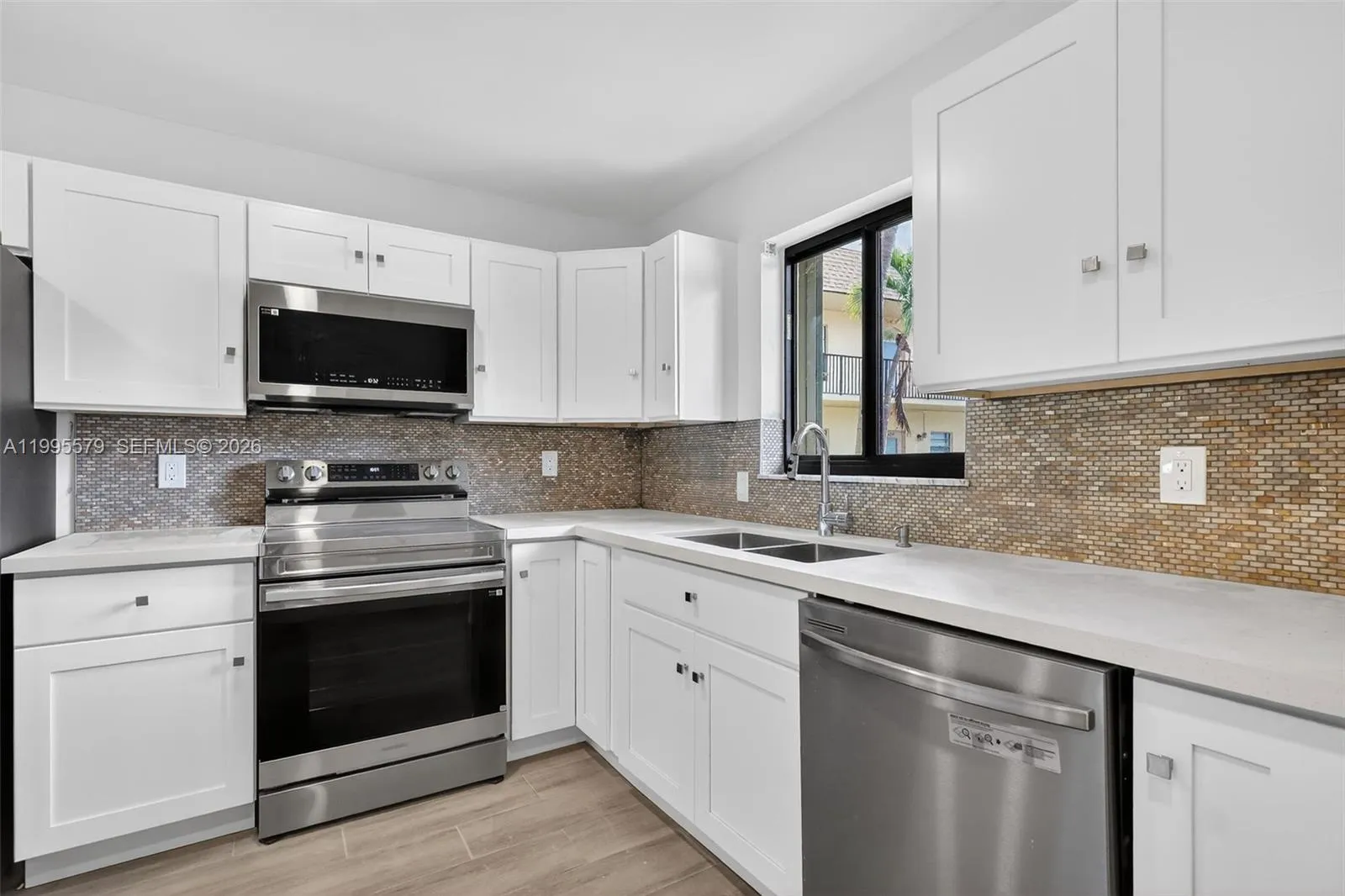 275 Gate Rd # 104, Hollywood FL 33024