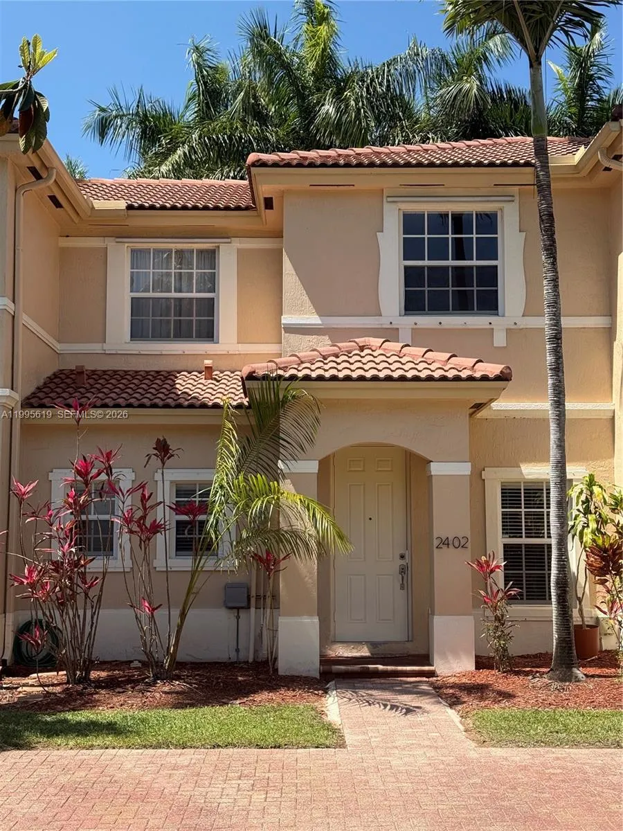 2402 NE 41st Pl, Homestead FL 33033
