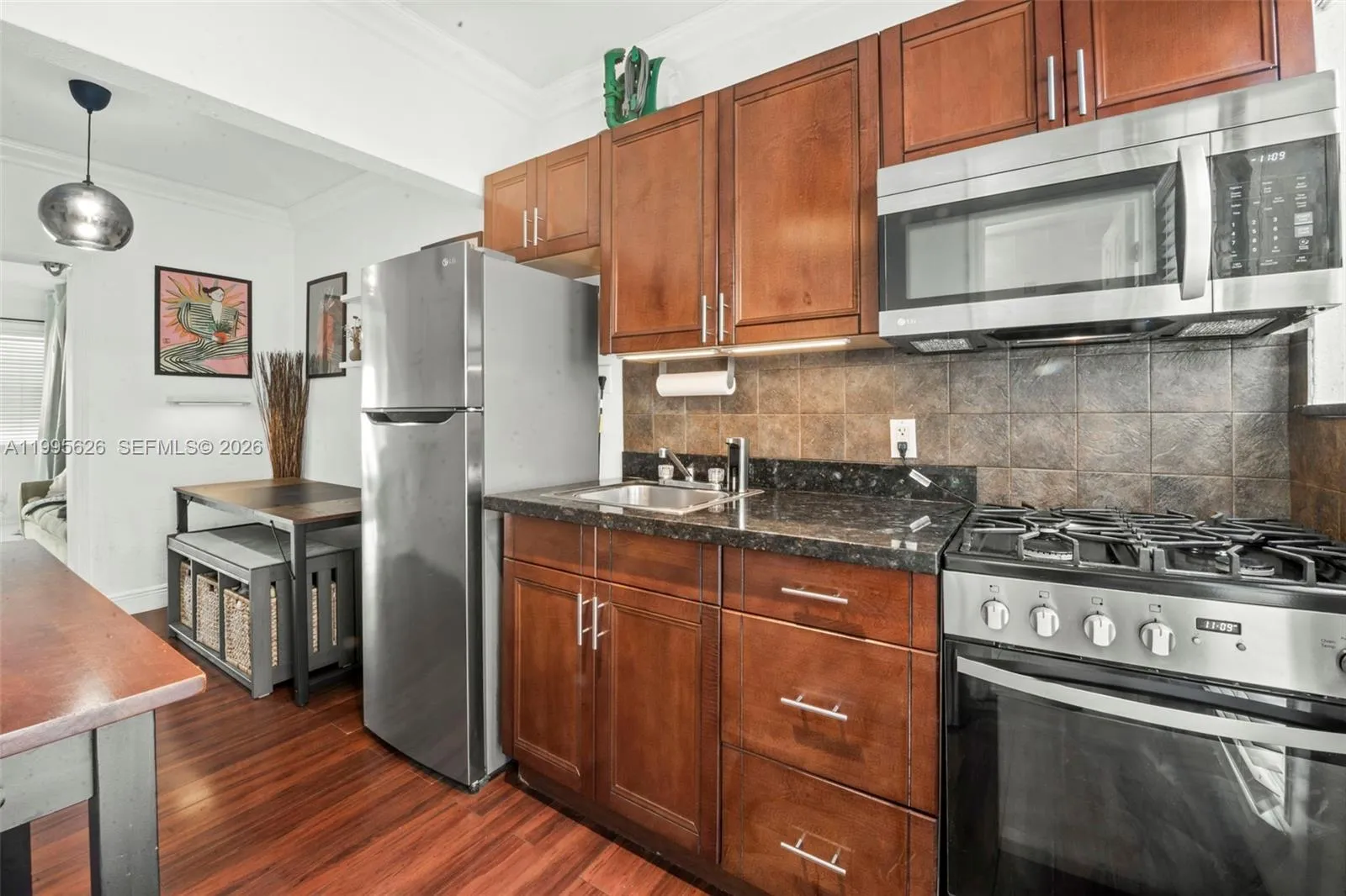 330 74th St # 5, Miami Beach FL 33141