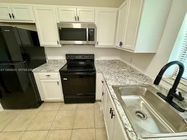 4160 NW 21st St # 150A, Lauderhill FL 33313
