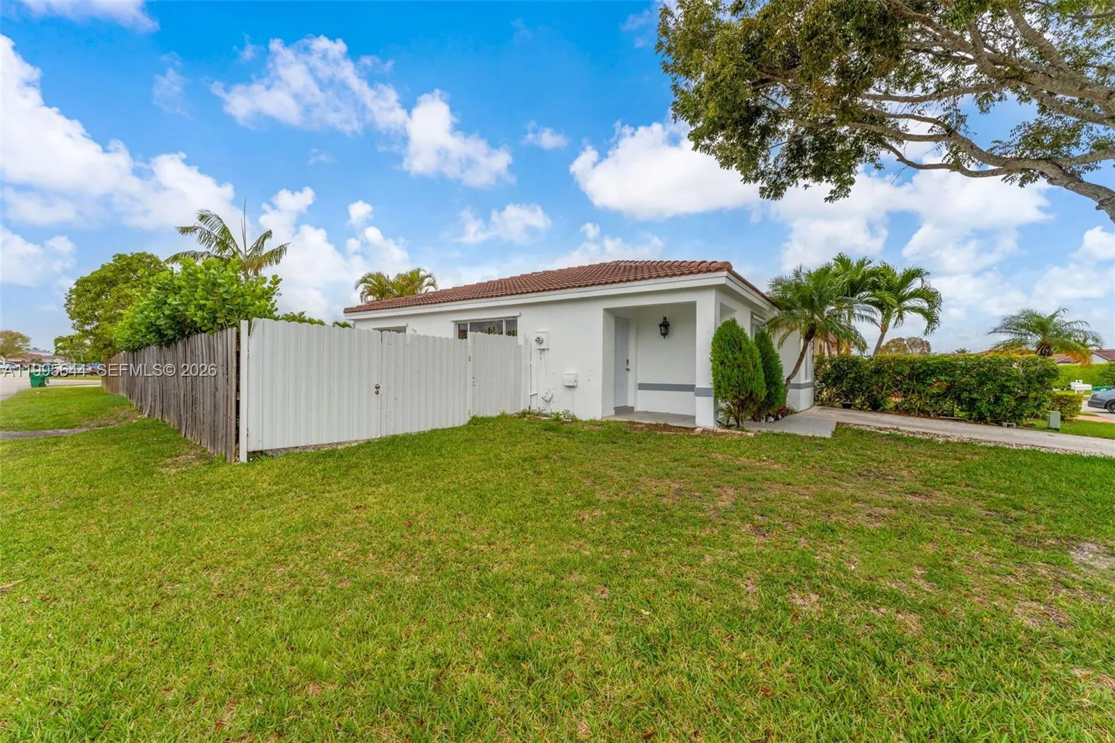 17570 SW 142nd Ct, Miami FL 33177