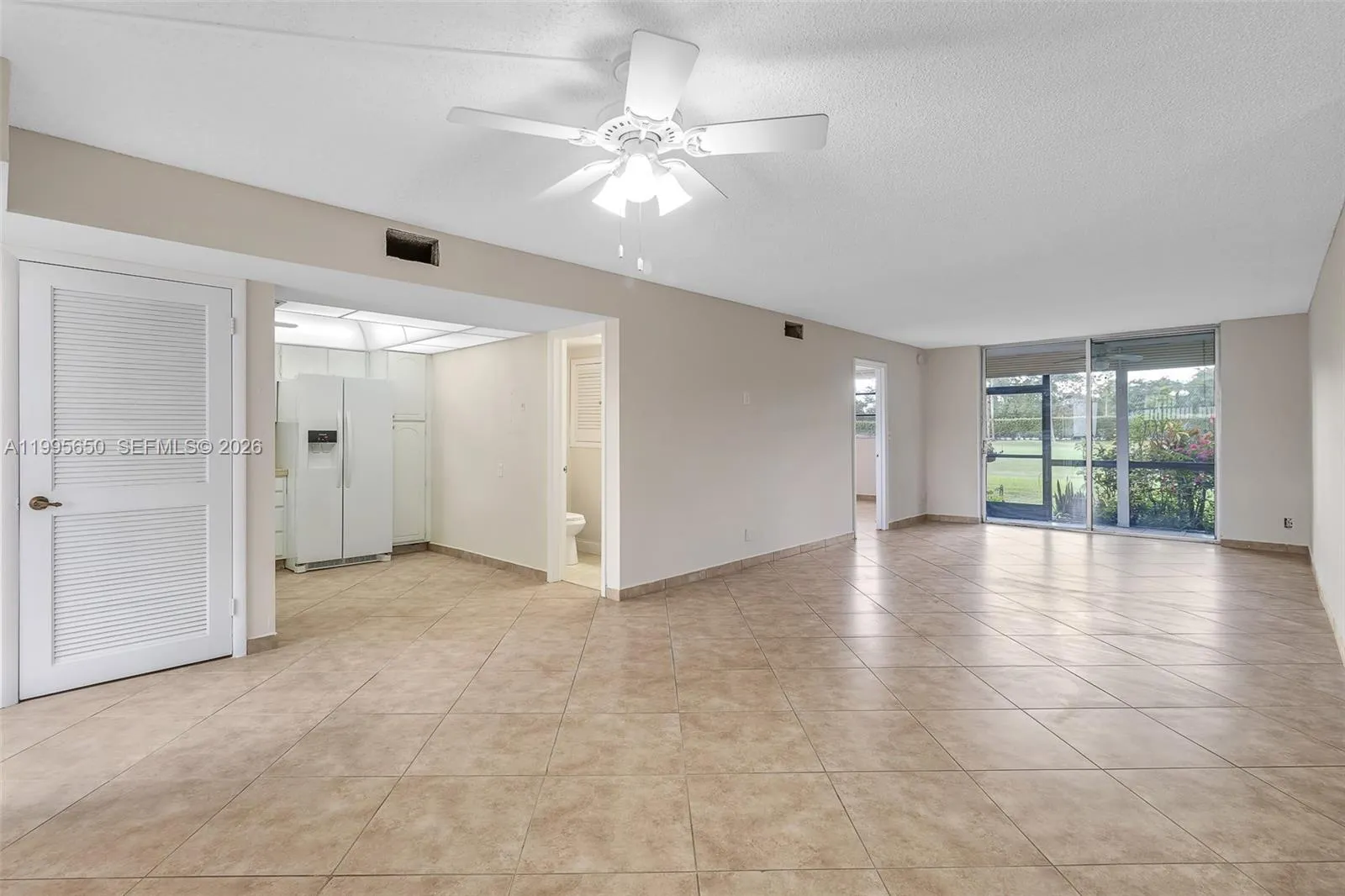 9820 S Hollybrook Lake Dr # 106, Pembroke Pines FL 33025