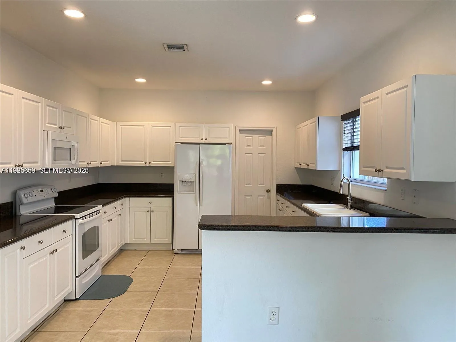 3616 NE 3rd Ct, Homestead FL 33033