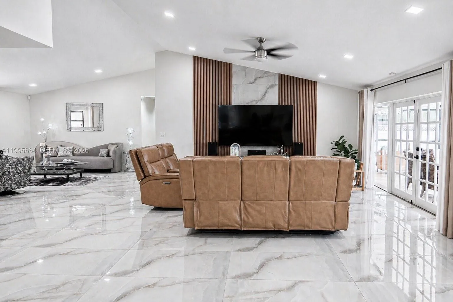 8253 NW 2nd Ct, Coral Springs FL 33071