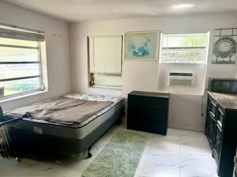 3811 SW 60th Ter, Davie FL 33314