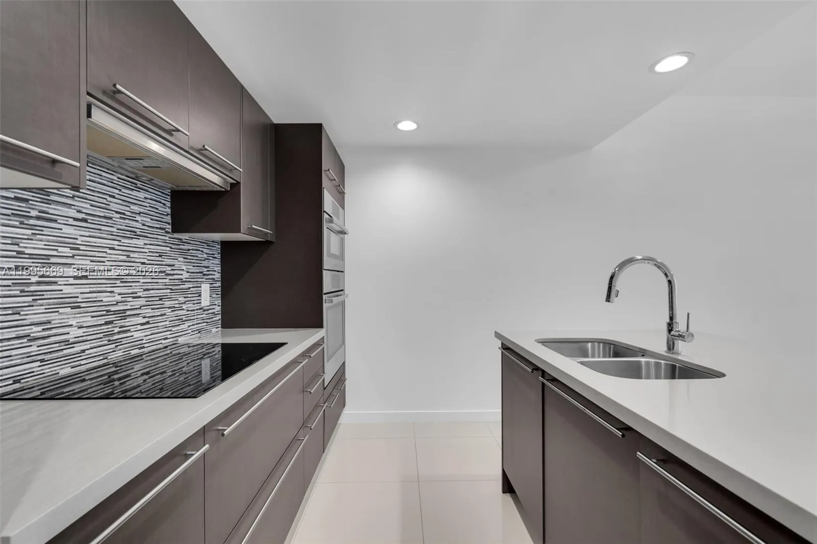 7661 NW 107th Ave # 602, Doral FL 33178