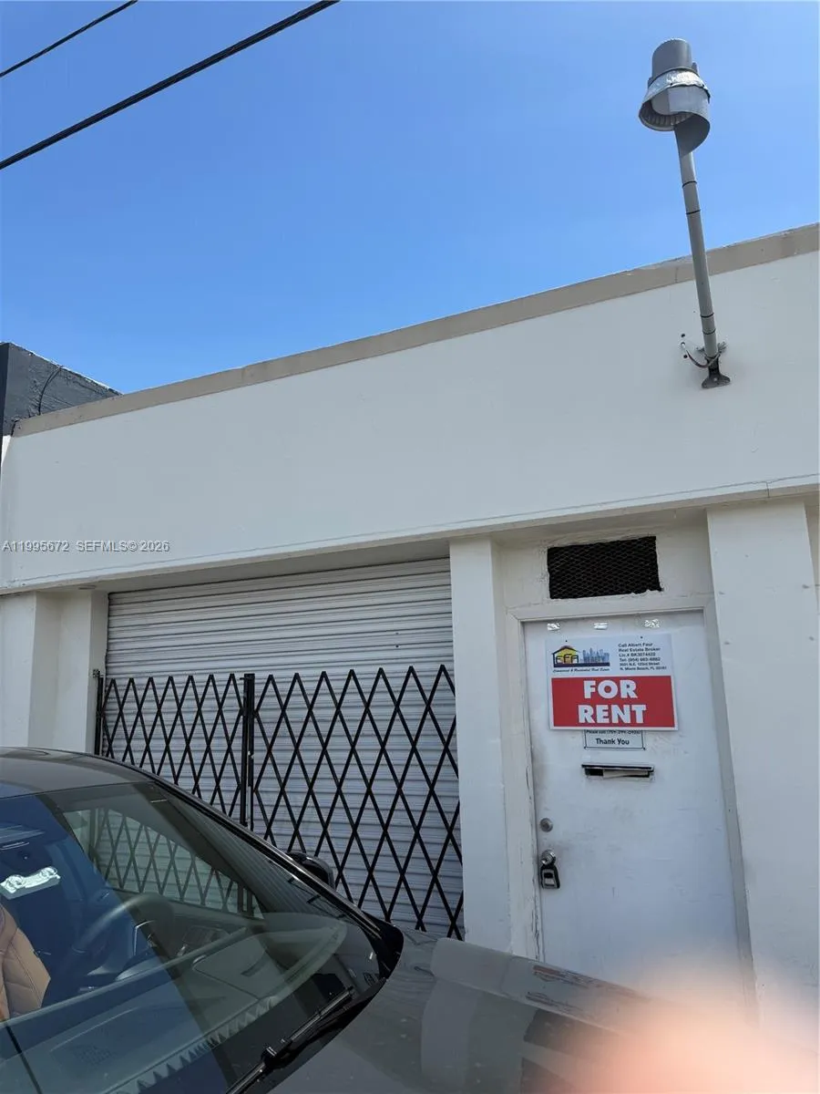 1017 N 20th Ave, Hollywood FL 33020