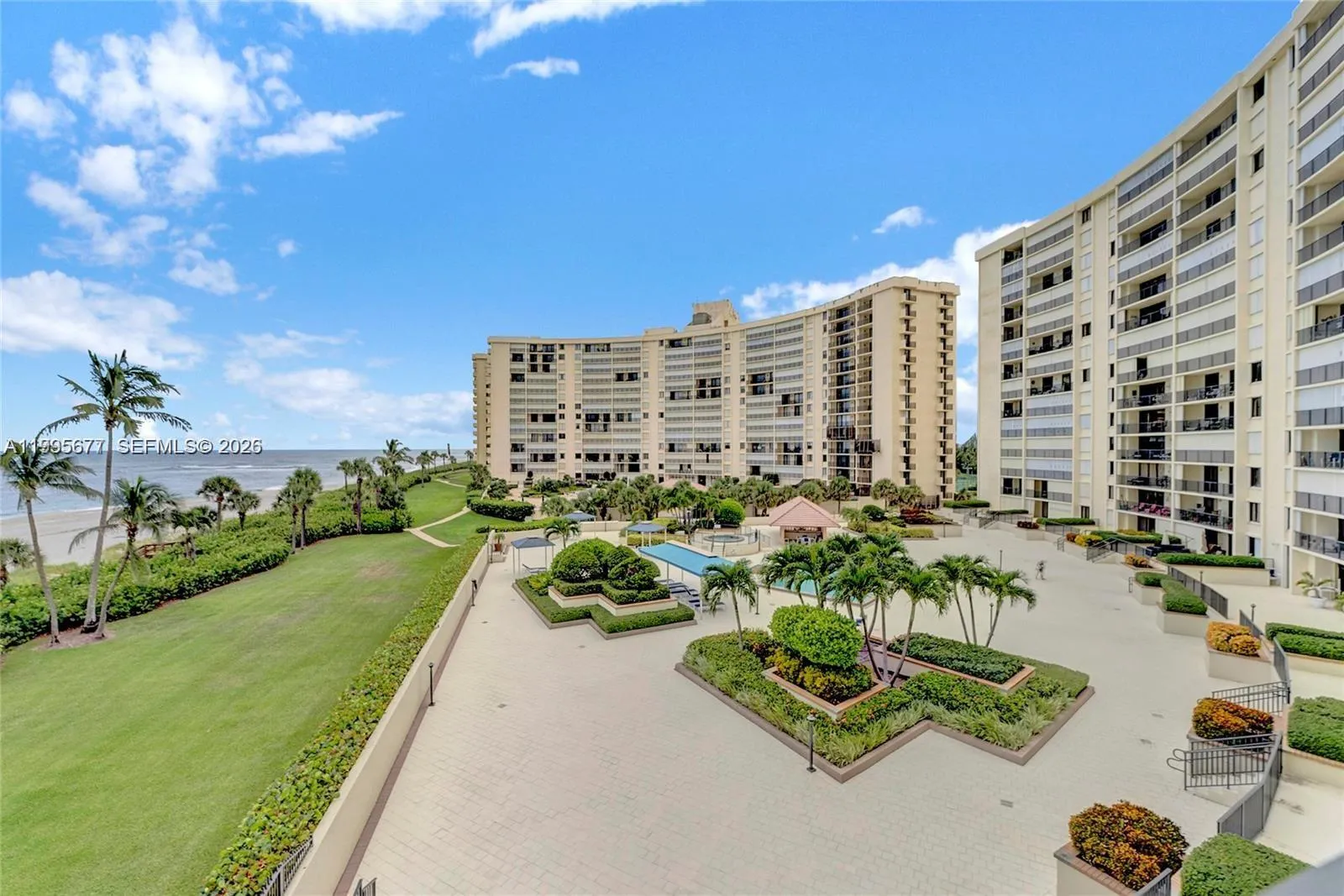 400 Ocean Trail Way # 401, Jupiter FL 33477