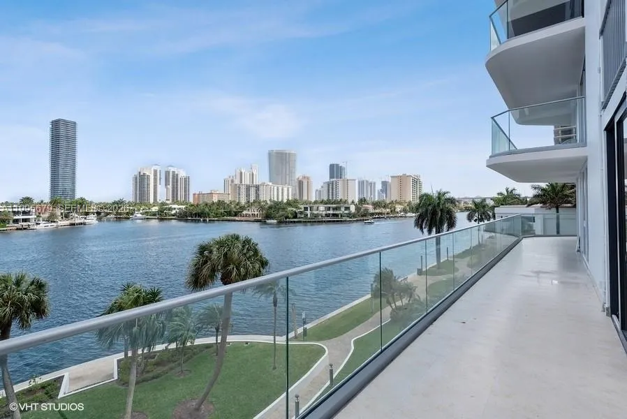 19707 Turnberry Way # 4H, Aventura FL 33180