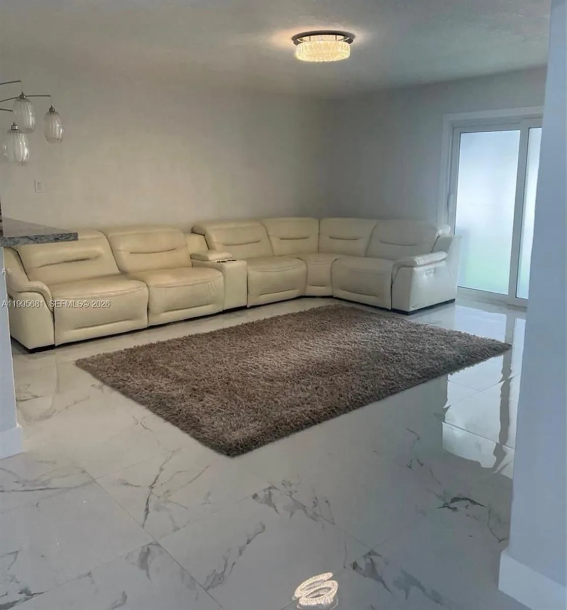 19314 SW 121st Ct, Miami FL 33177