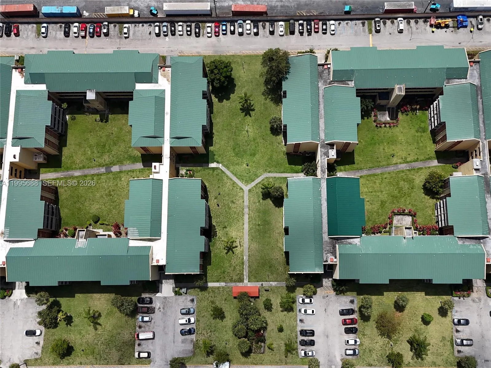 3600 NW 21st St # 309, Lauderdale Lakes FL 33311