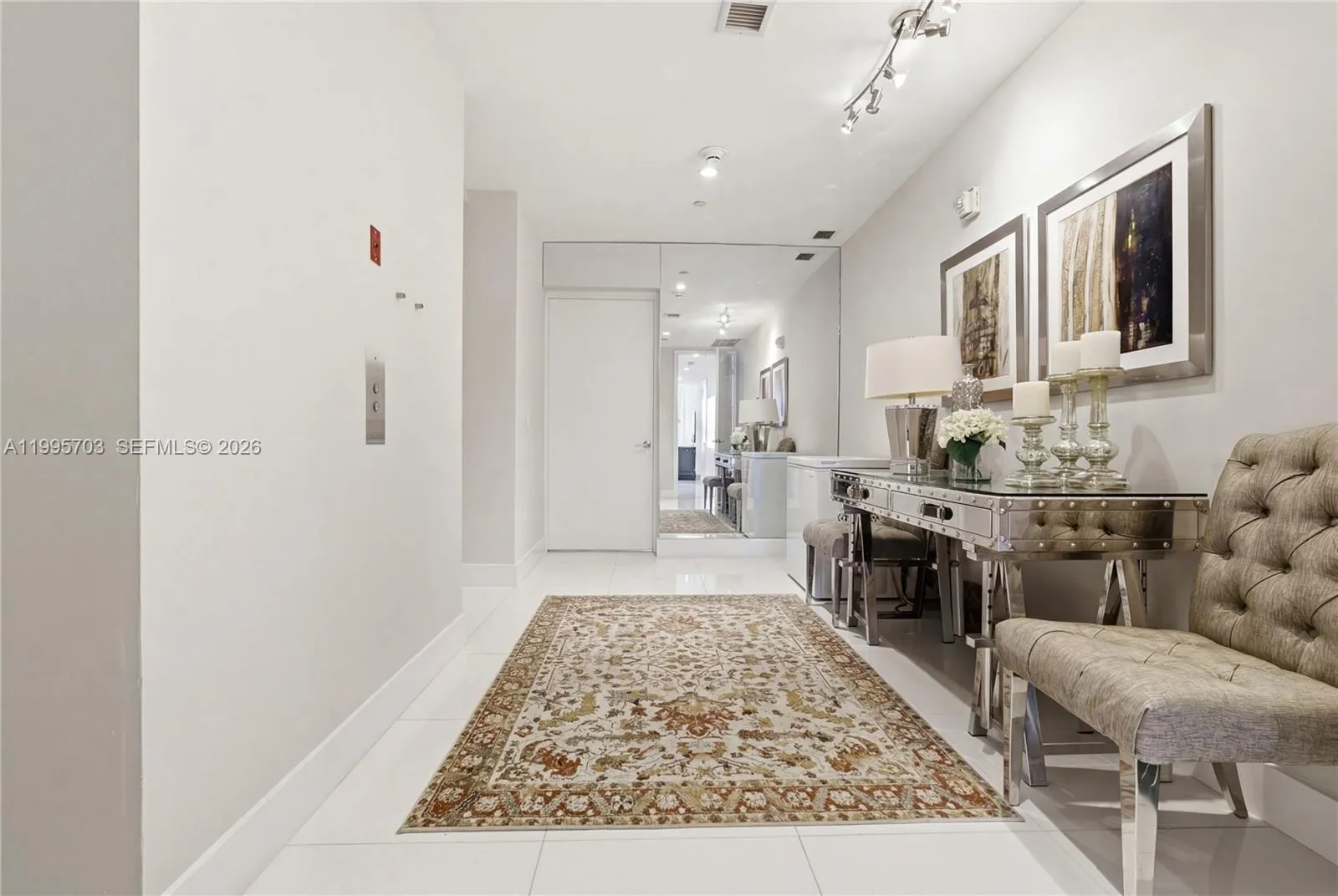 1100 Biscayne Blvd # 2902, Miami FL 33132