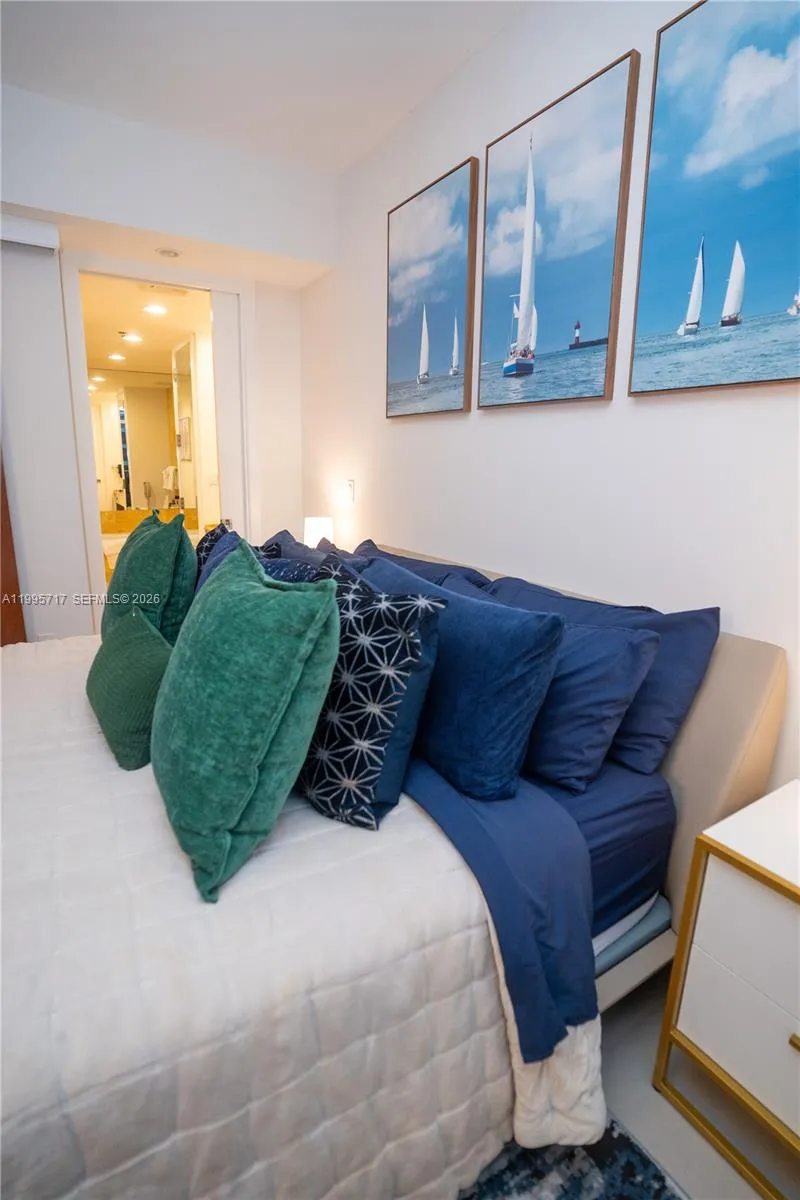 1395 Brickell Ave # 3012, Miami FL 33131