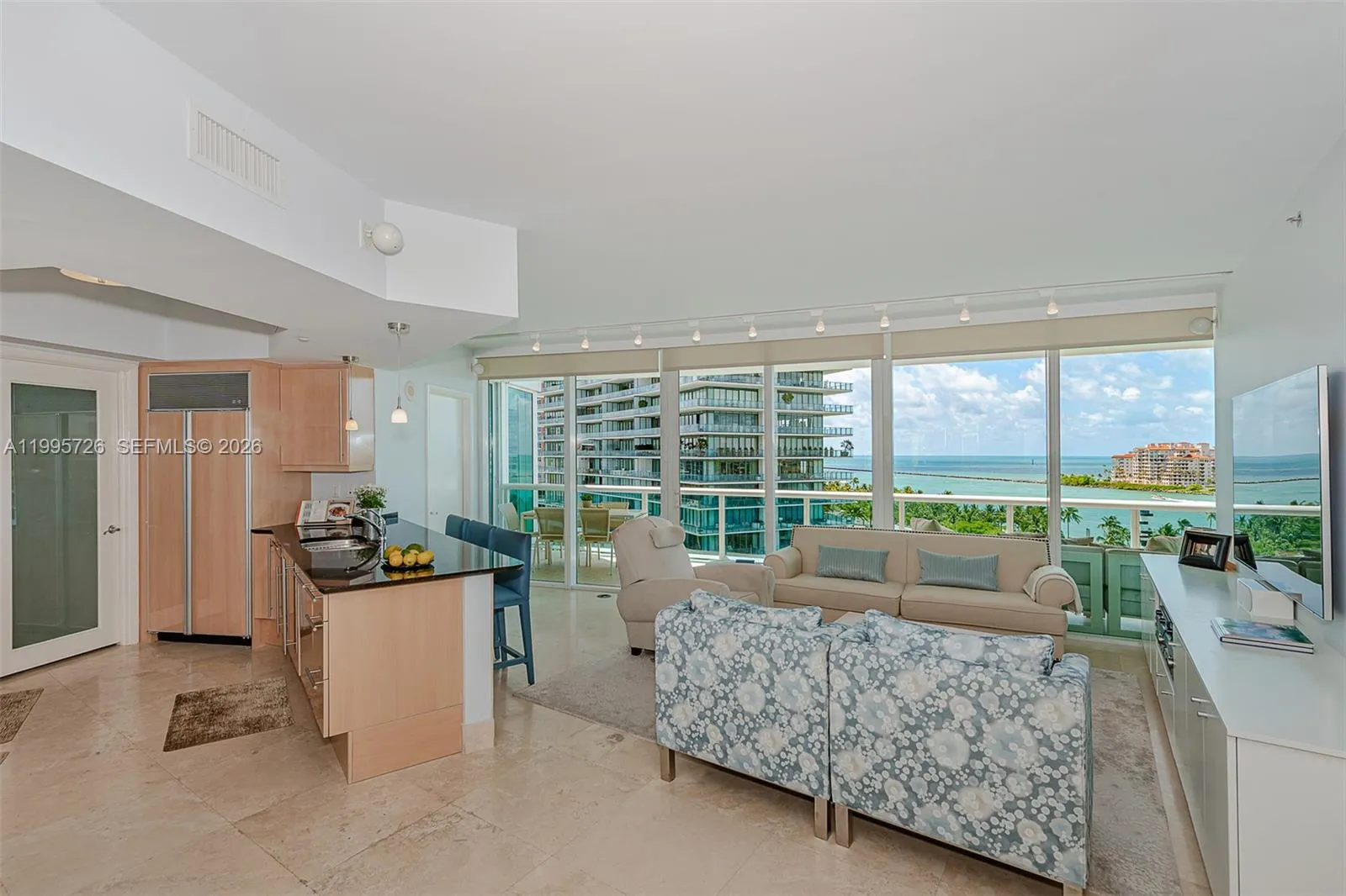 1000 S Pointe Drive # 905, Miami Beach FL 33139