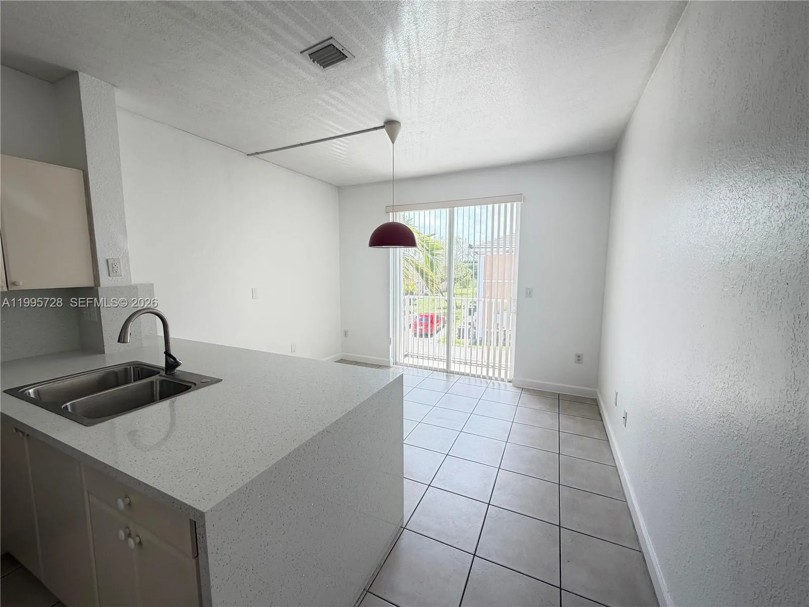 7080 NW 177th St # 13, Hialeah FL 33015