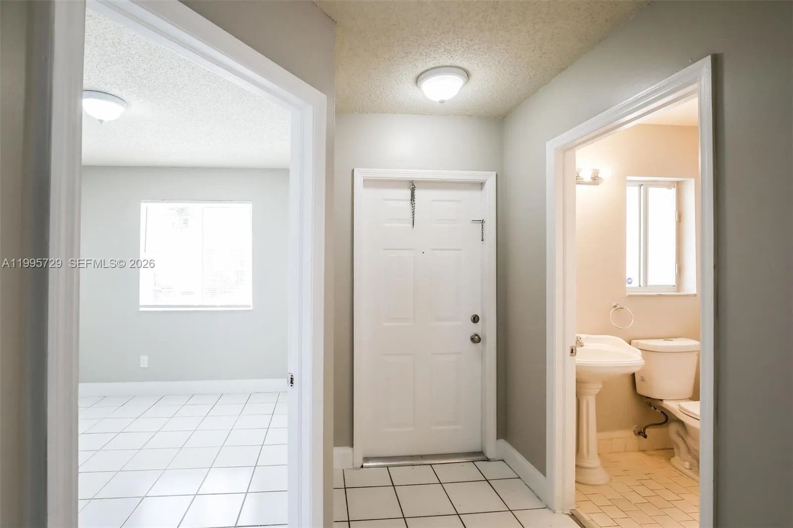 13921 SW 173rd Ter, Miami FL 33177