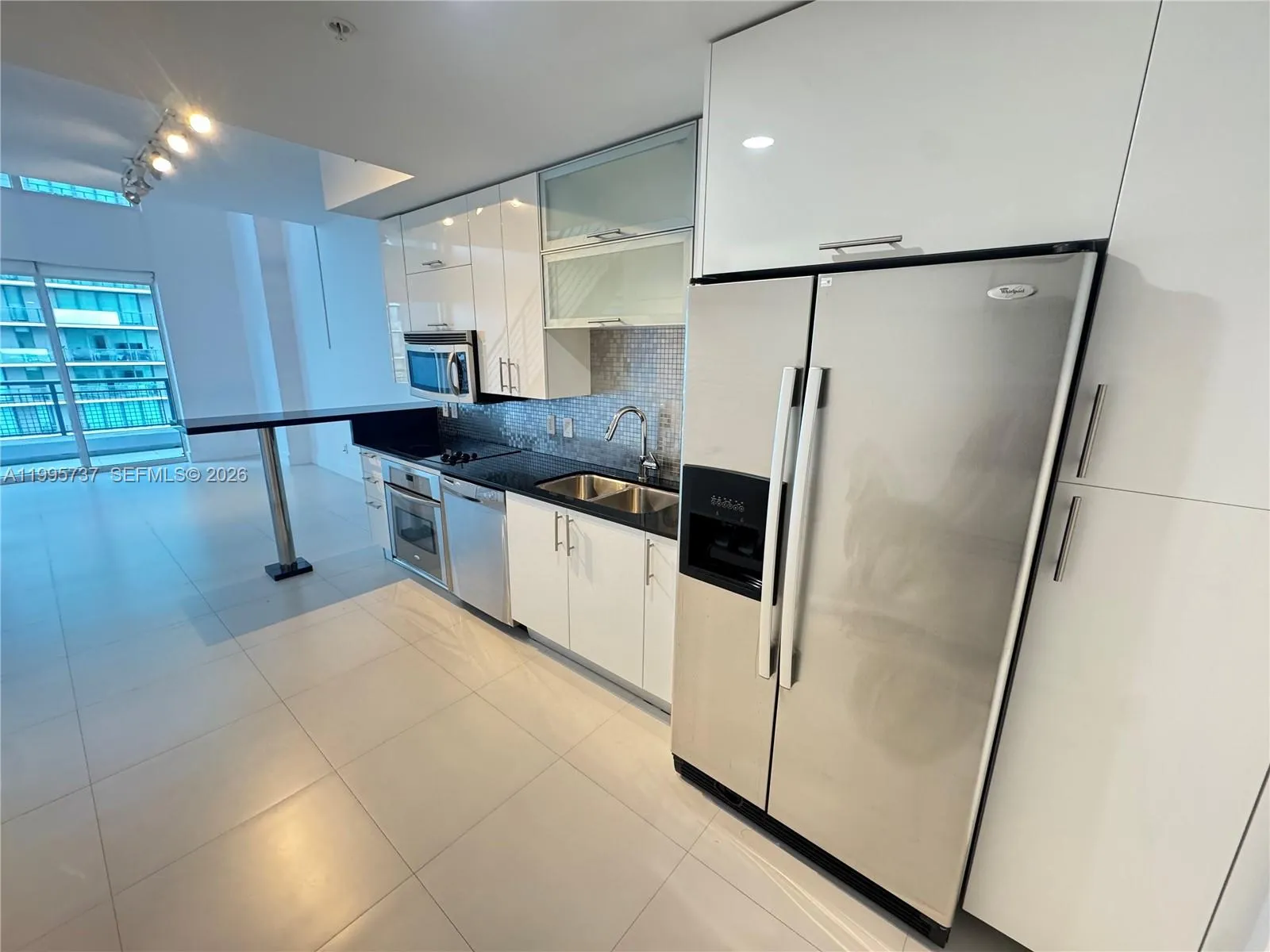 60 SW 13th St # 2606, Miami FL 33130