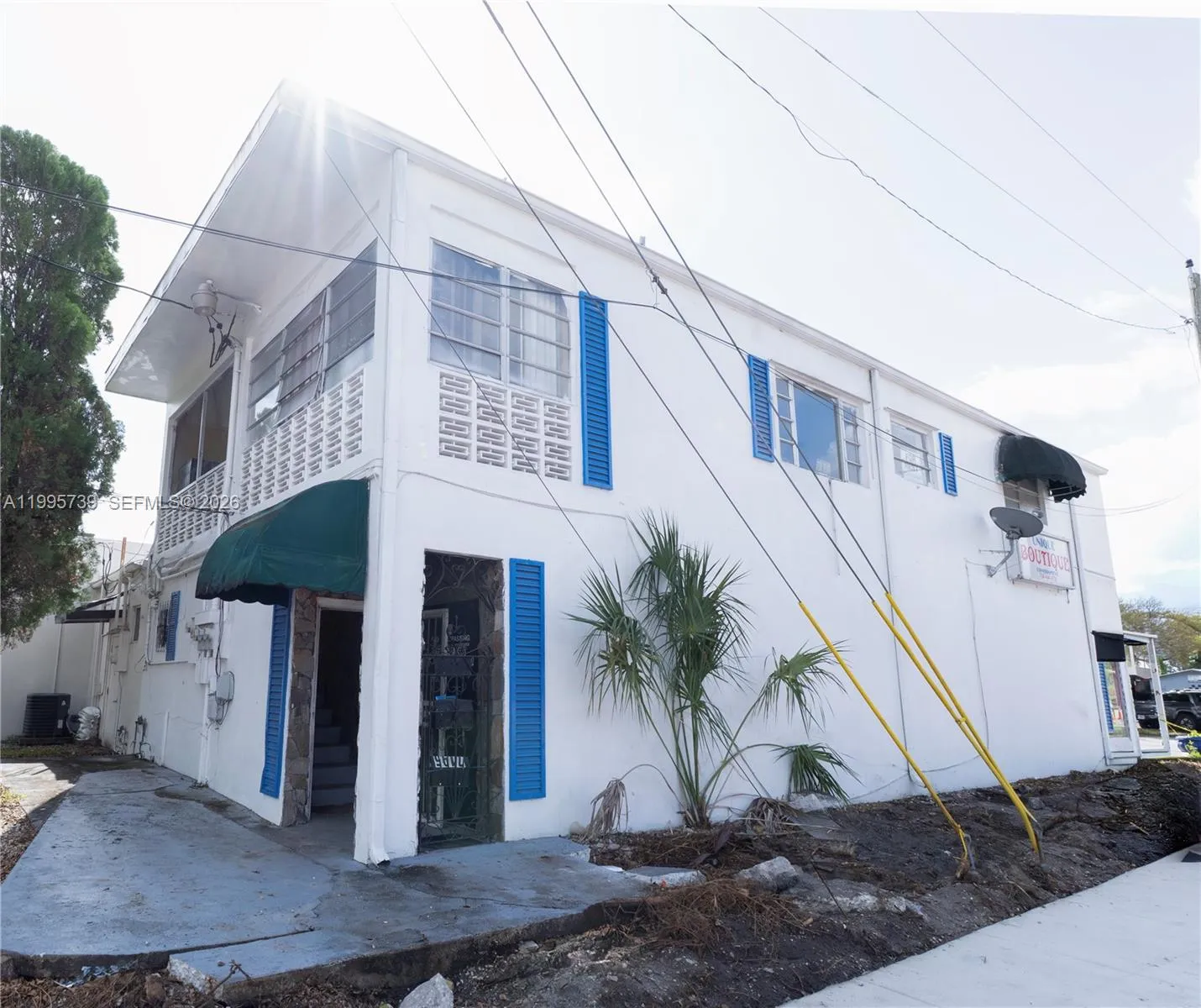 7193-7195 Pembroke Rd, Pembroke Pines FL 33023