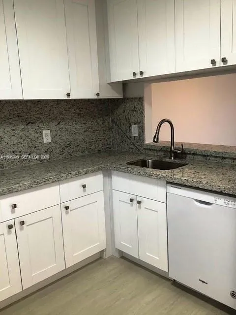 7910 Camino Real # N412, Miami FL 33143