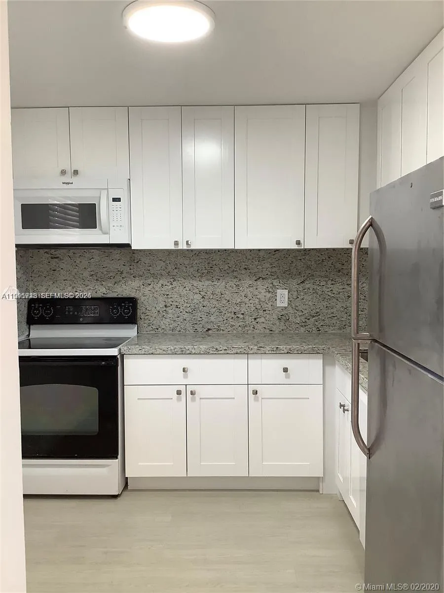 7910 Camino Real # N412, Miami FL 33143