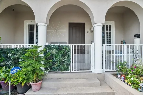 27554 SW 140th Ave, Homestead FL 33032
