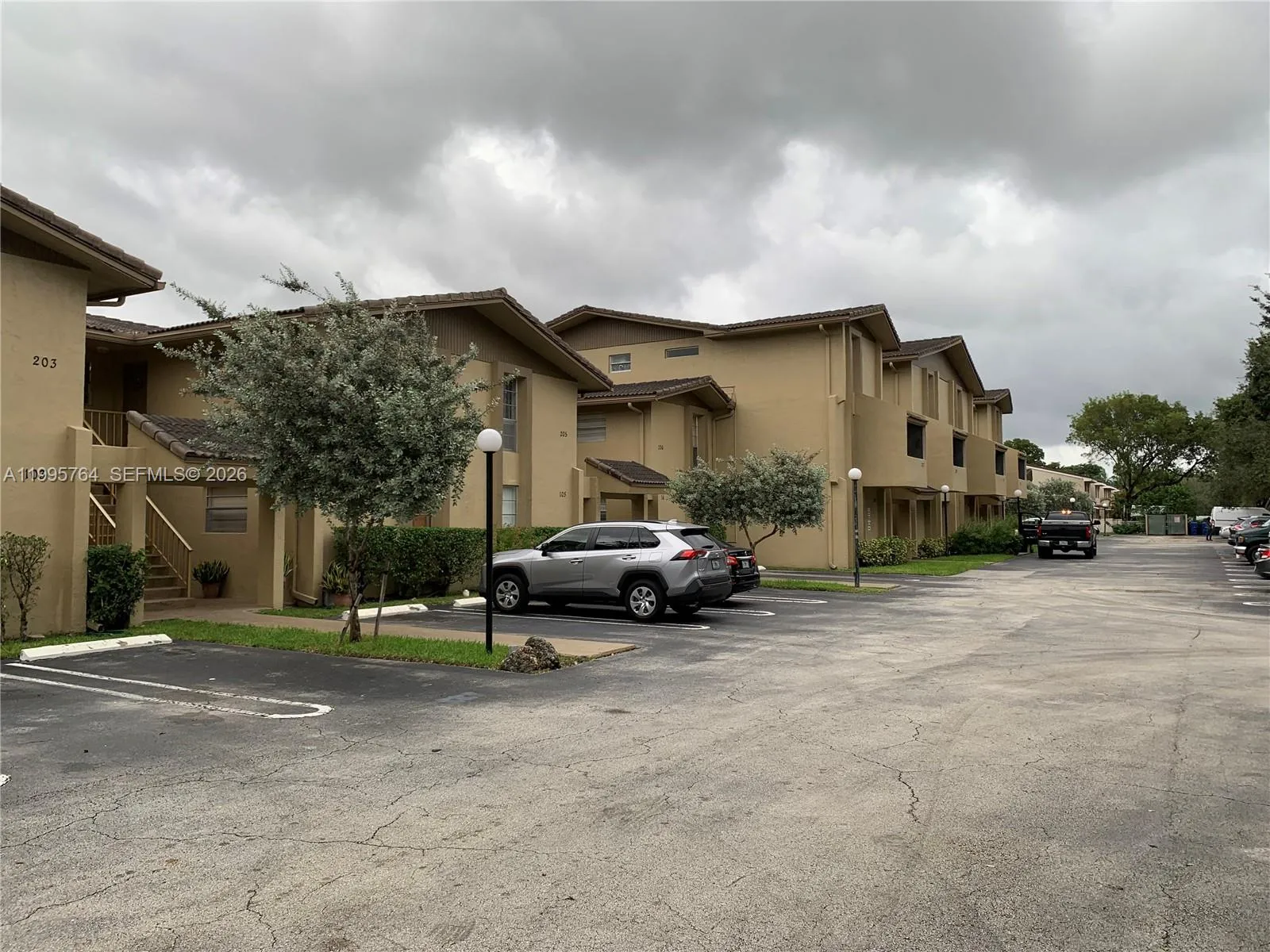11101 Royal Palm Blvd # 203, Coral Springs FL 33065