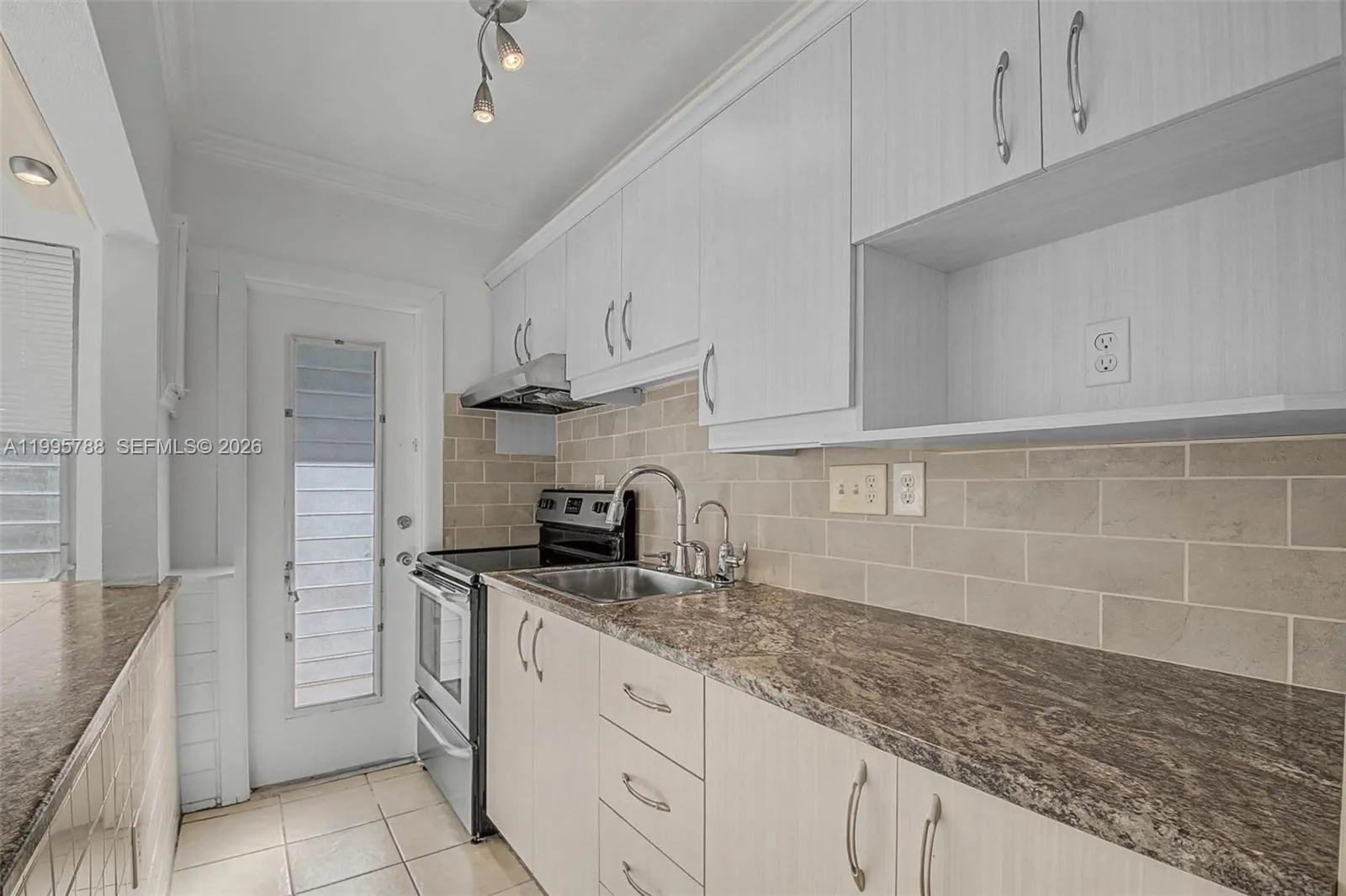 60 NW 79th St # 23, Miami FL 33150