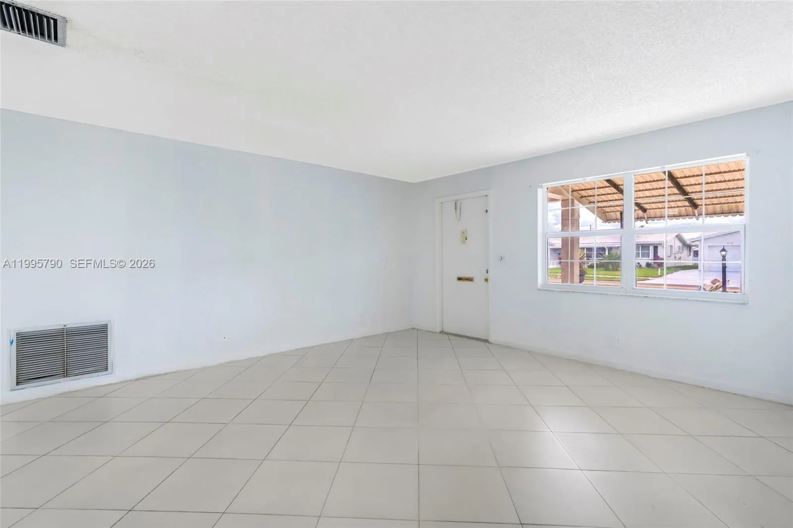 1005 SW 18th St, Boynton Beach FL 33426