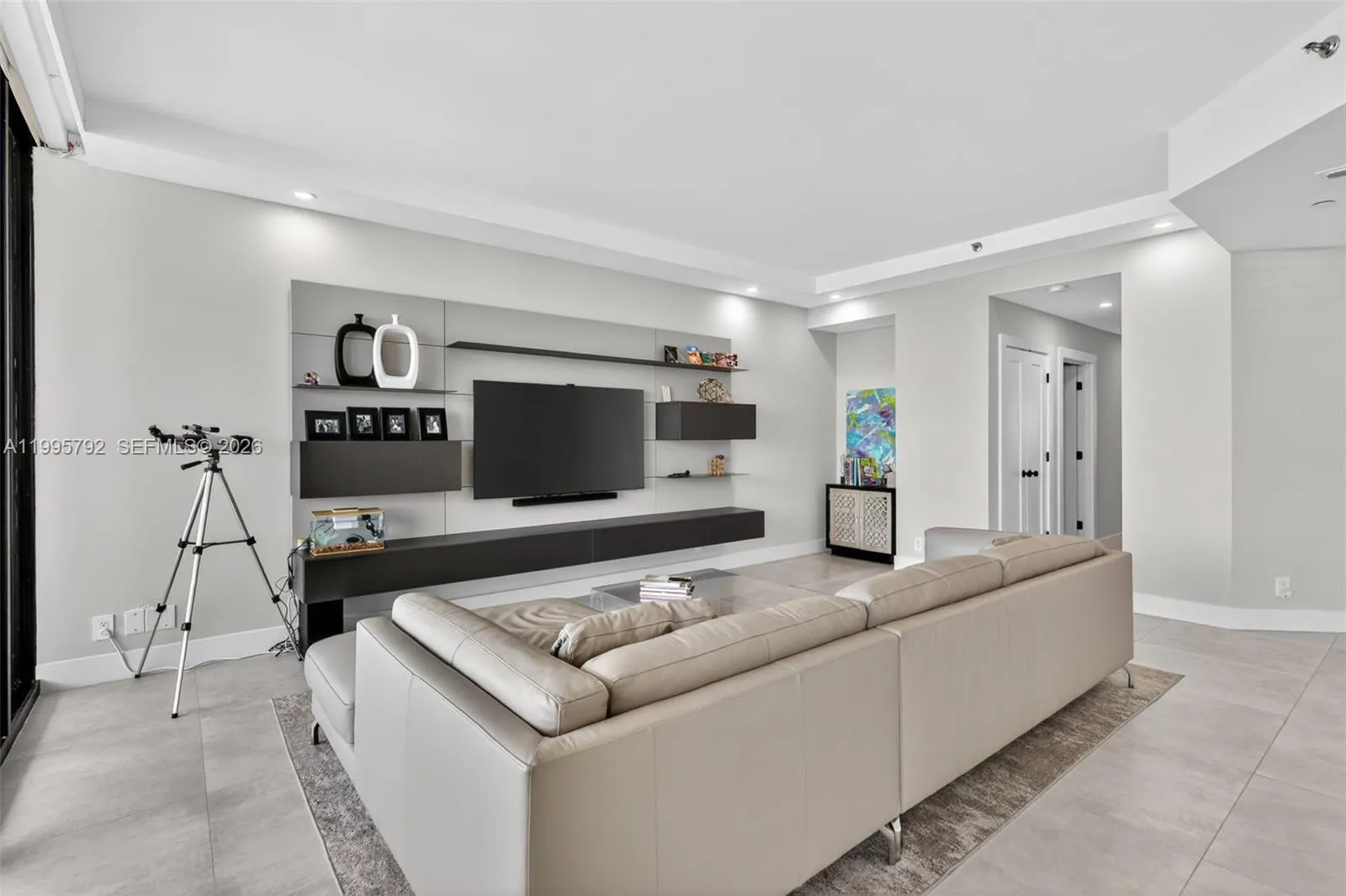 1000 ISLAND BL # 3107, Aventura FL 33160