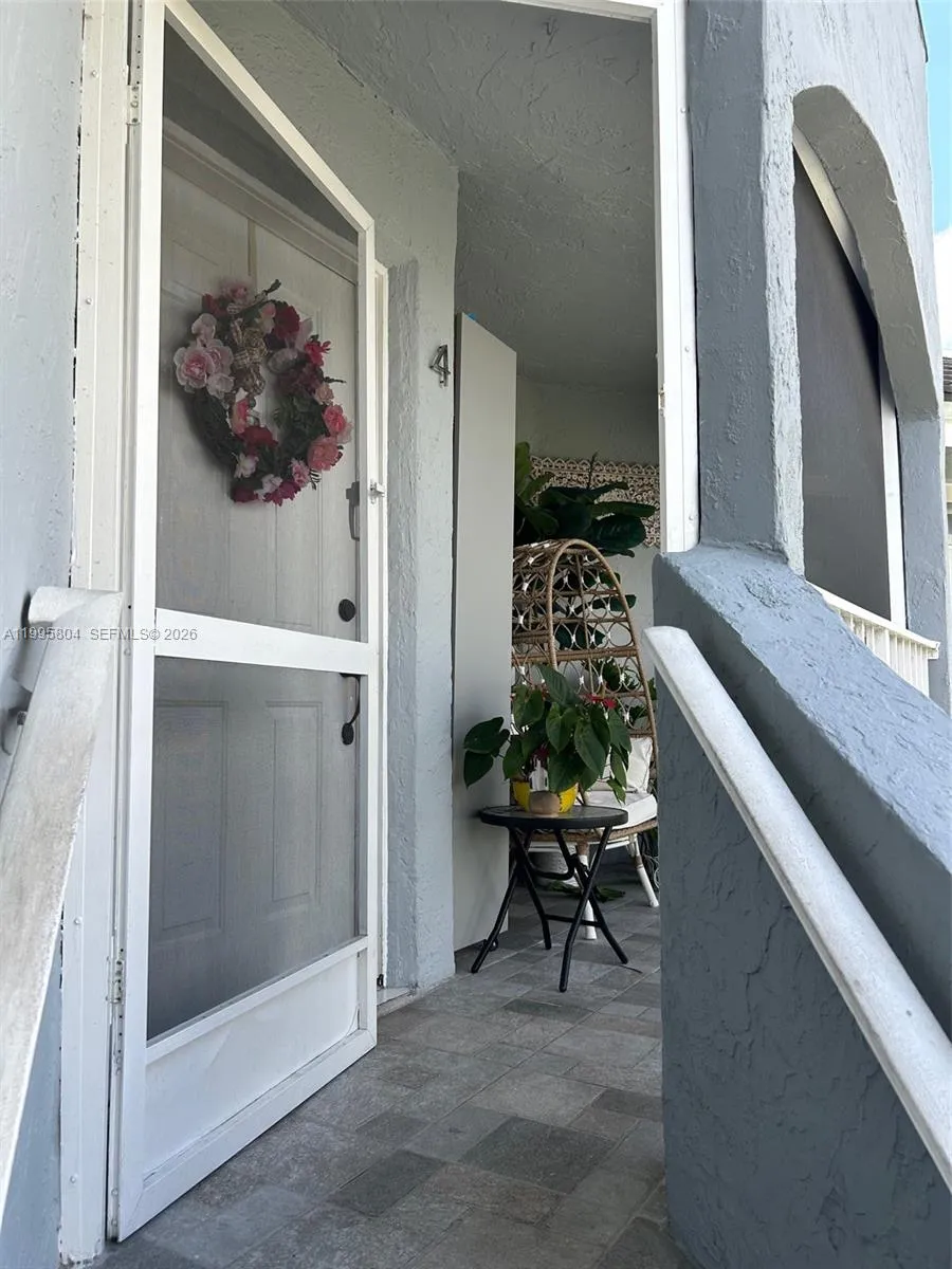 15645 SW 74th Cir Dr # 5, Miami FL 33193