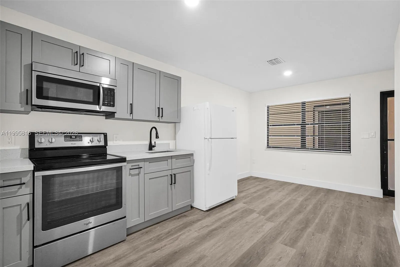 1730 Acapulco Dr # 3B, Miramar FL 33023