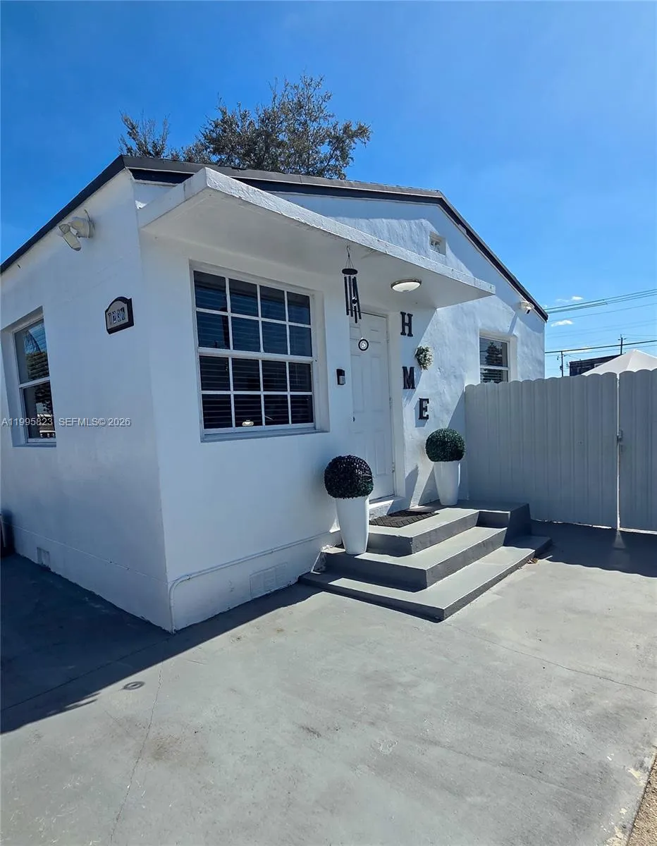 1236 Rutland St, Opa-Locka FL 33054