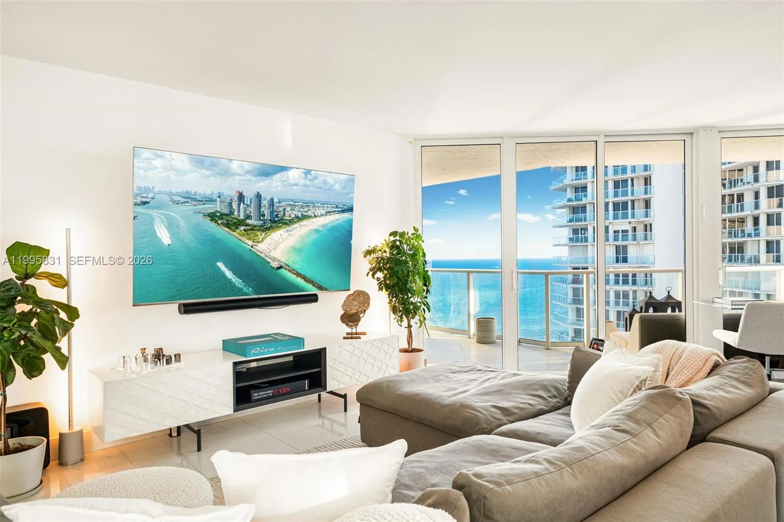 16485 Collins Ave # 2438, Sunny Isles Beach FL 33160