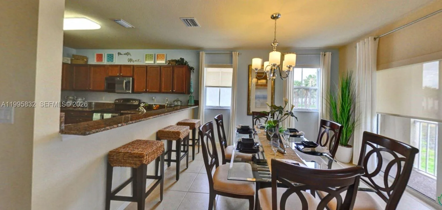 8900 NW 97th Ave # 206, Doral FL 33178